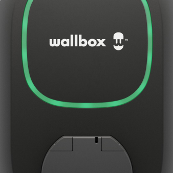 Wallbox Pulsar Plus front view